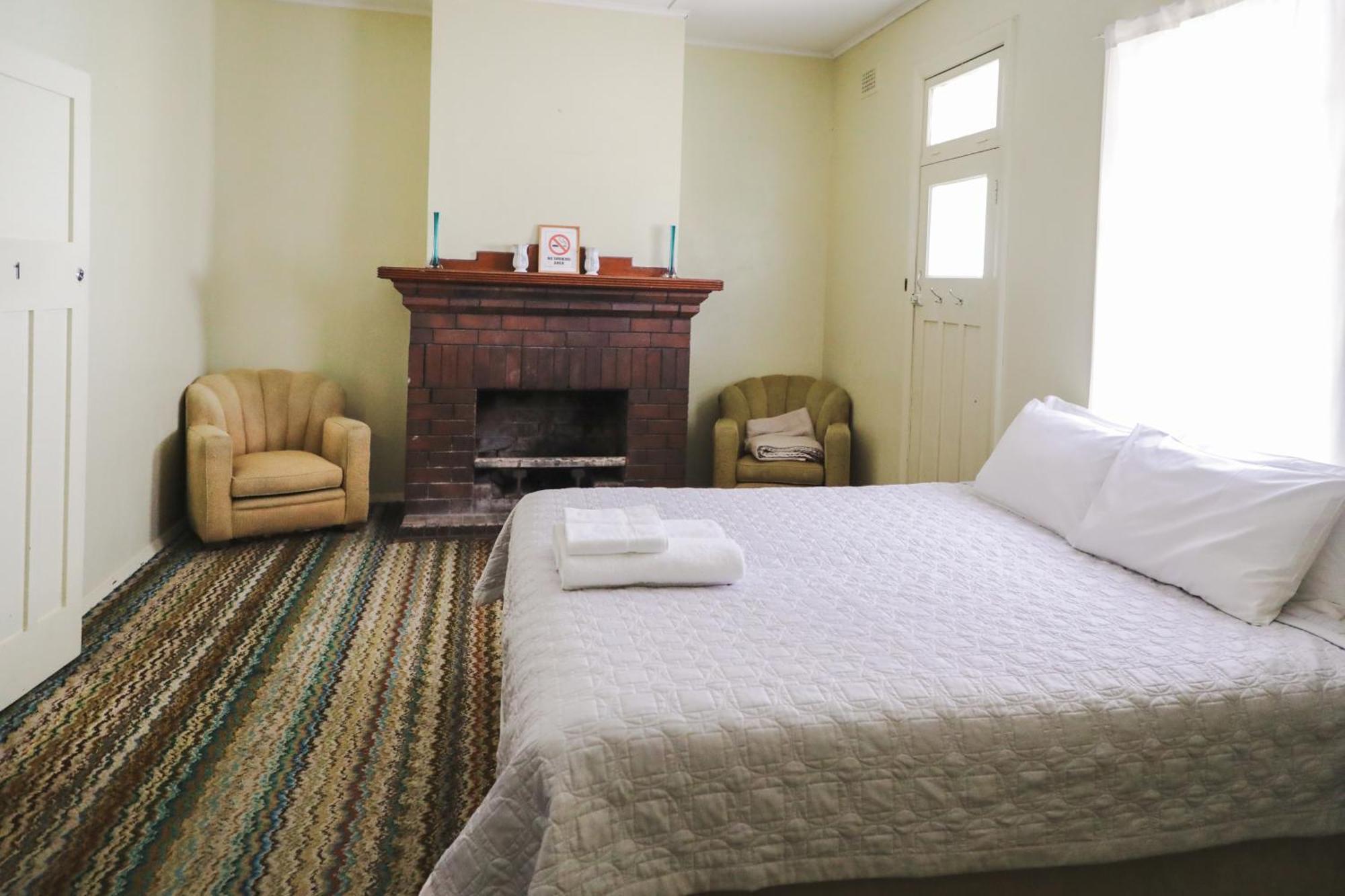 Royal Hotel Capertee Luaran gambar